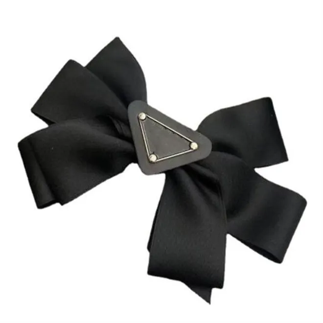 Luxury Designer Barrettes Girls Hairpin Classic Letter Hair Clips Hairclips Fashion Women Bow Hairpins Hair Accessories