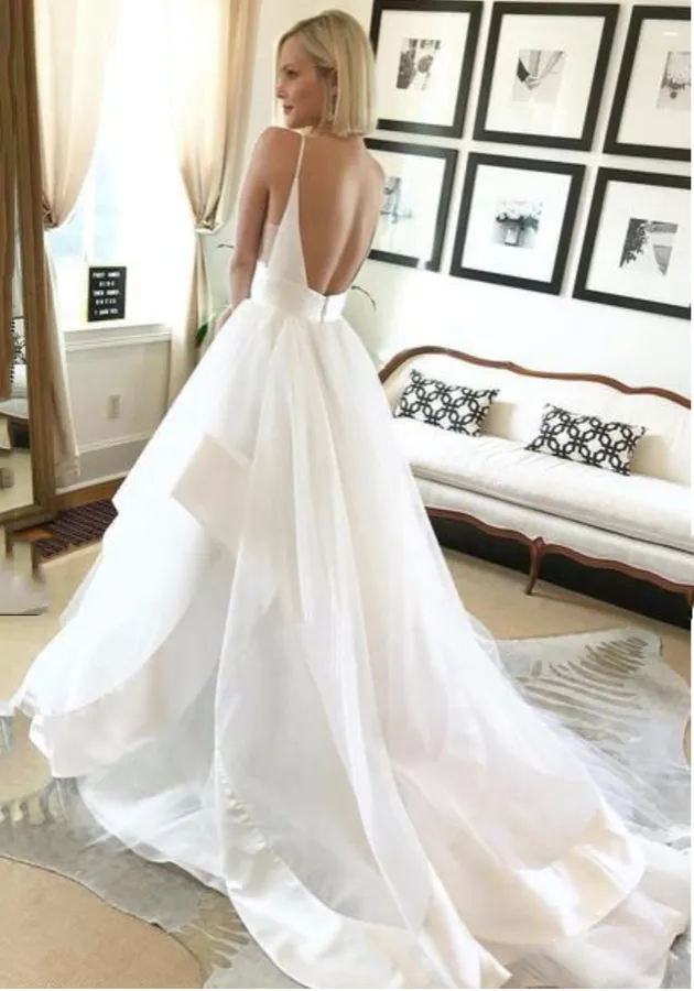White Satin deep v wedding dress with Spaghetti Straps, Open Back, Ruffles, and Puffy Tulle - Affordable Beach Bridal Gown (Vestidos de Noiva) White Satin deep v wedding dress with Spaghetti Straps, Open Back, Ruffles, and Puffy Tulle - Affordable Beach Bridal Gown (Vestidos de Noiva)