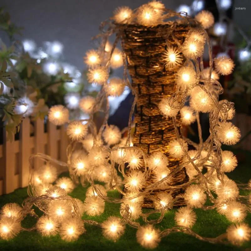 Saiten 10 Meter 80 Stück LEDs Weihnachten Schneeball LED String Licht Tragbare Party Batterie Outdoor Garten Dekoration