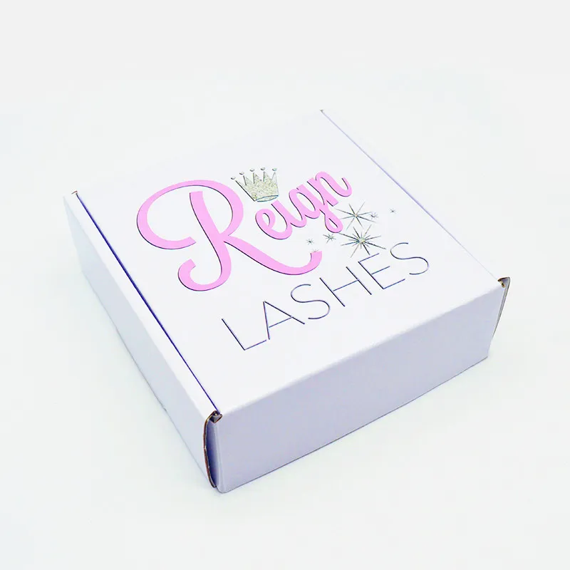 Petite boîte postale en carton ondulé avec logo de couleur blanche pour les cils