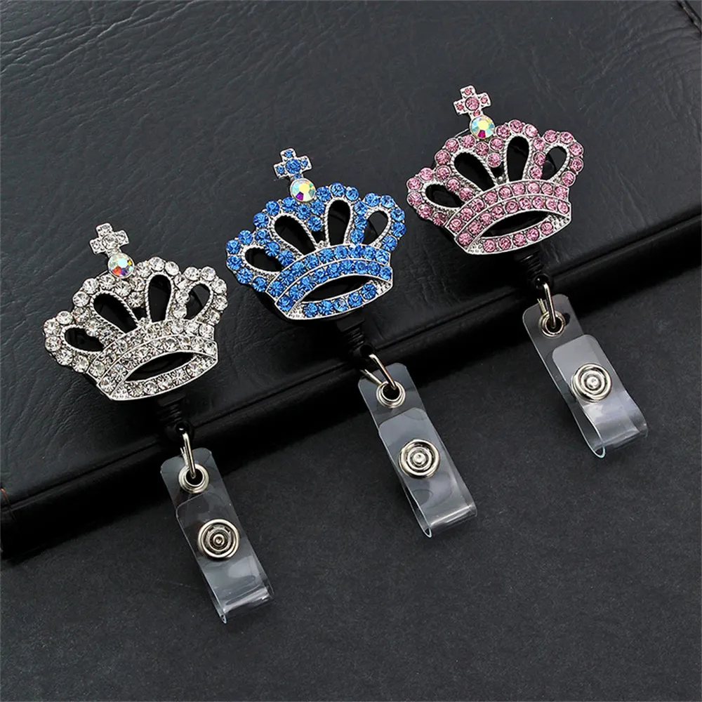 Nyckelringar Capse Diamond Three Color Crown Infällbar sjuksköterska Badge Reel Clip Holder Students Doctor ID Drop Delivery 2022 SMTUL