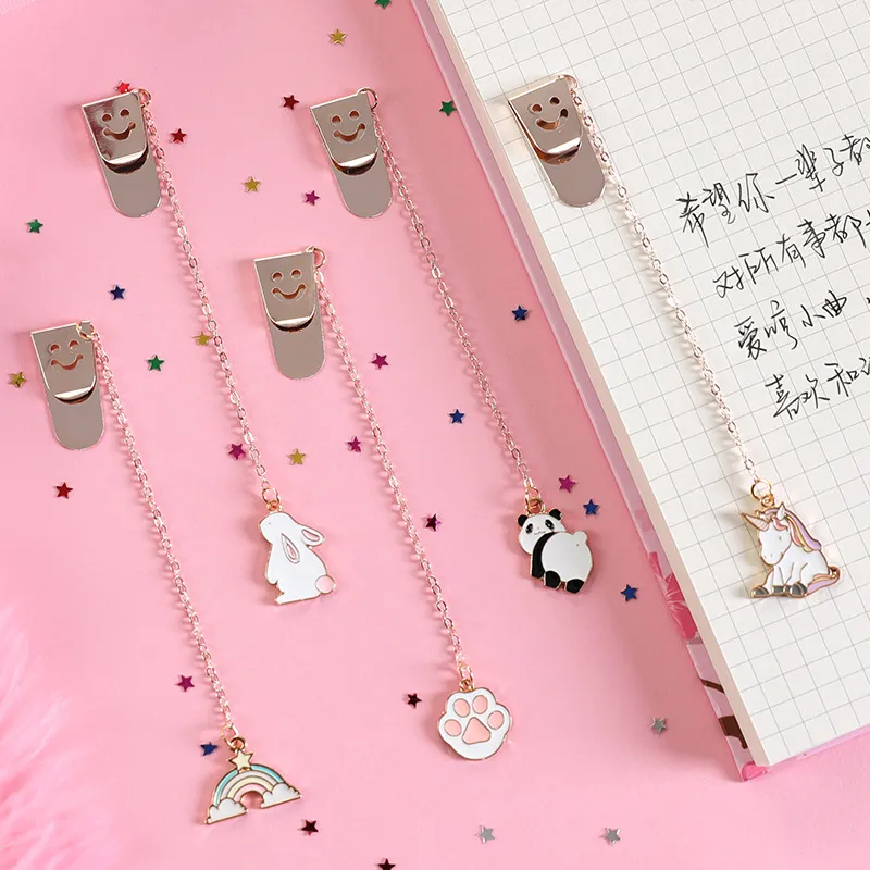 Bokmärk Korea Cartoon Metal Cute Pendant Student Stationery Books Marker of Page School Office Supply Delivery 2022 SMM