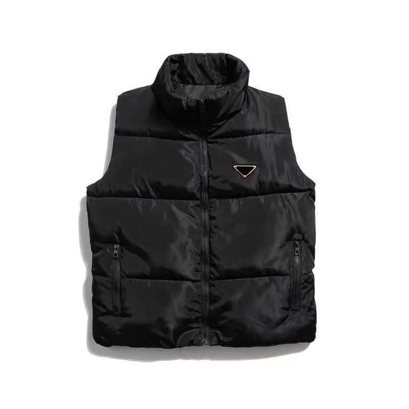 Mens Vests Coat 재킷 디자이너 폭격기 코트 민소매 겨울 윈드 브레이커 맨 푹신한 후드 스타 패션 자켓 조끼 코트 크기 S-5XL