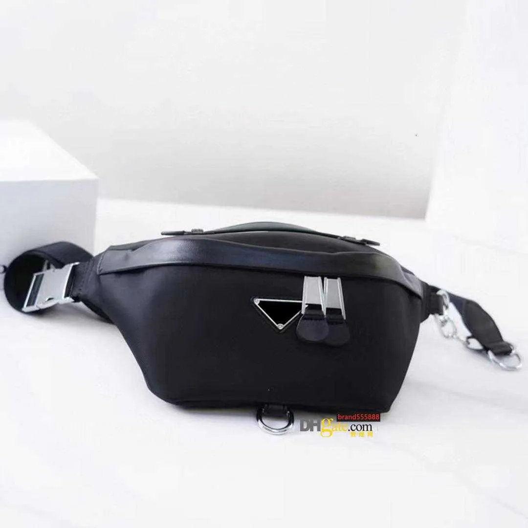 Luxury Designers Waist Bags Classic Black Cellphone Case Canvas Nylon Large and Small Style BumBag Belt Handbags High Quality Designer Fanny Pack P3006