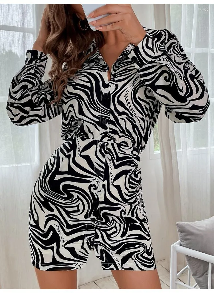 カジュアルドレスEWSFV 2022秋の女性スタイルセクシーなスリムバッグヒップ黒と白の長袖ドレス