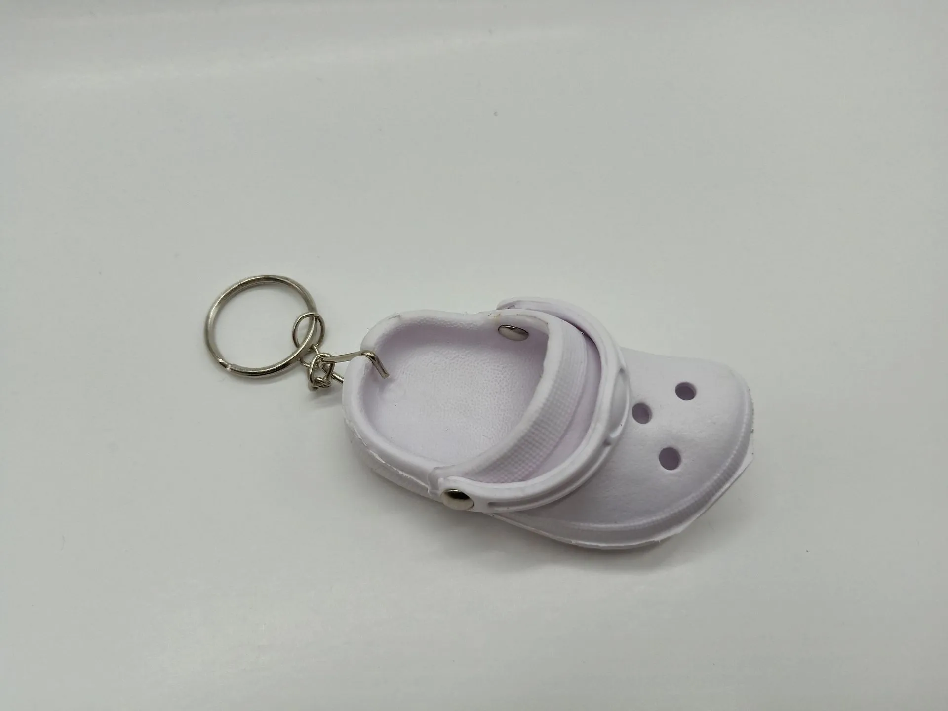 Cute Shoes Keychain - Mini Slipper Pendant For Keys & Bags, Trendy Accessory For Men & Women