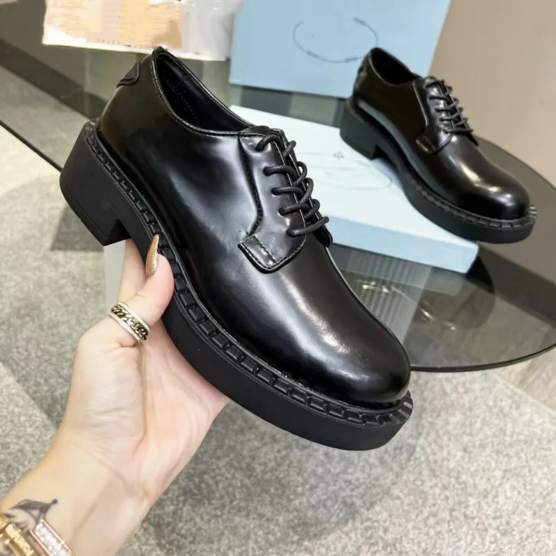 Fashion Shoes and Accessories Lace Up Leather Anti-Slip Thick Bottom Brand Designer Casual Black Work Women's Shoes Breathable Versatile Factory Heel Height 5.5cm