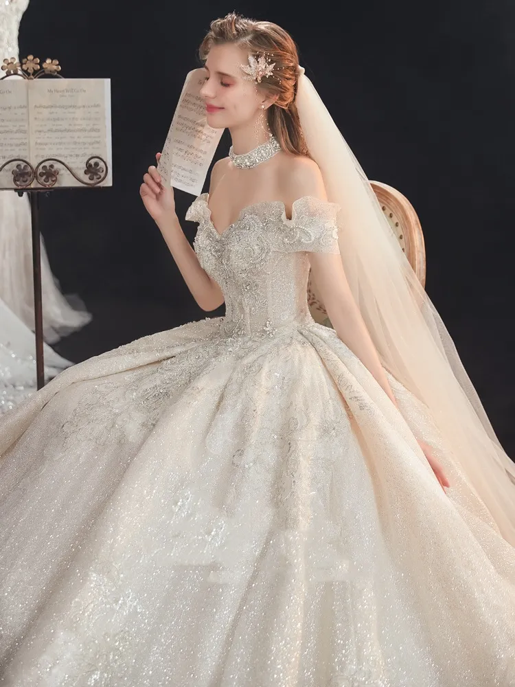 Ball Gown Wedding Dresses Illusion Long Sleeve Puffy Skirt Crystal Beaded Applique Arabic Princess Bridal Dress Robes De Marie 403