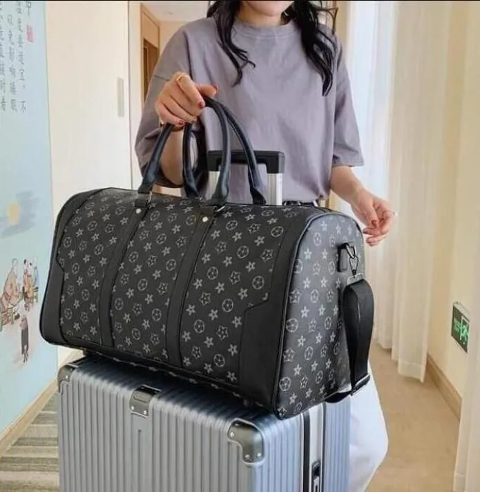 Duffel Bags Sac pour femme en cuir pu de qualité goya Fashion duffel Sacs à main Luxurys Designers avec bretelles zhaoqiansun 2023