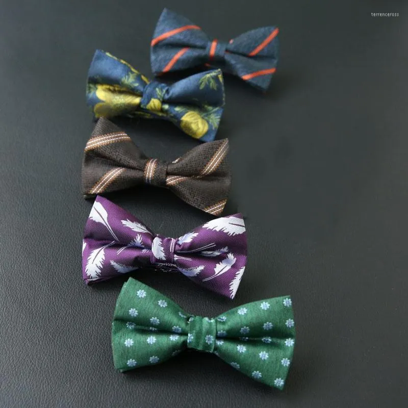 Bow Ties 2022 Çiçek Baskılı Bowtie Mens Suit Kelebek Düğün Kravat İş Aksesuarları Kravat Cravat Özel Logo