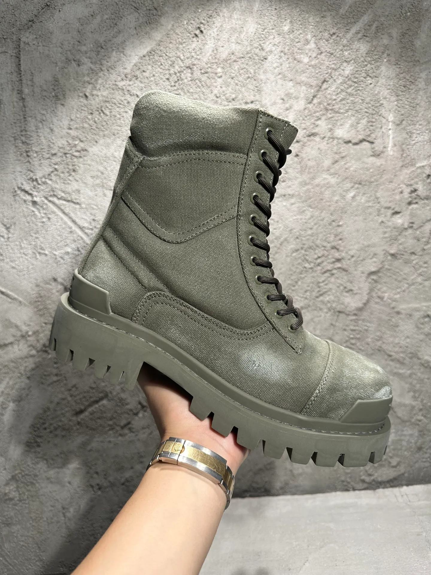 Mens Waterproof PU Leather Ankle Boots Slip On Flat Heel Peep Toe Army Green Black EU Size 39 46 From Factory Jijieling3 Bulk 199 DHgate.Com