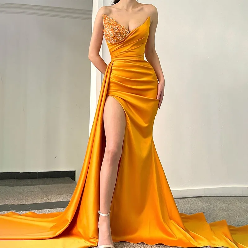 Custom Made Elegant Mermaid Yellow Prom Dresses 2023 With Beaded V
