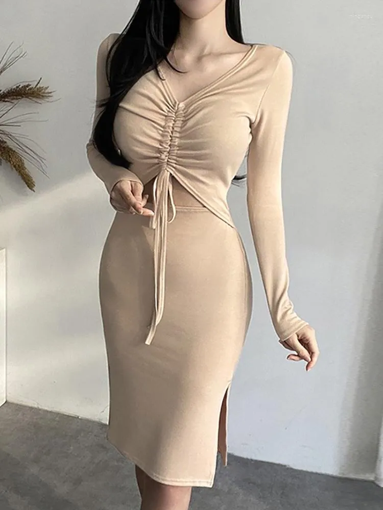 Casual Dresses 2022 Sexig Deep V Neck Bodycon Dress Party Club Hollow Out Mini Elegant Spring Autumn Chic Long Sleeve Satin