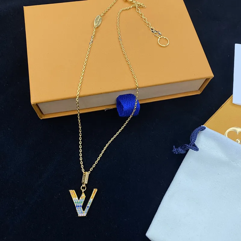 With BOX Love Necklace Designer Women Pendants 40CM Mix Colors Stamp Charm Chain Pendant Necklaces Fashion Brass Jewelry