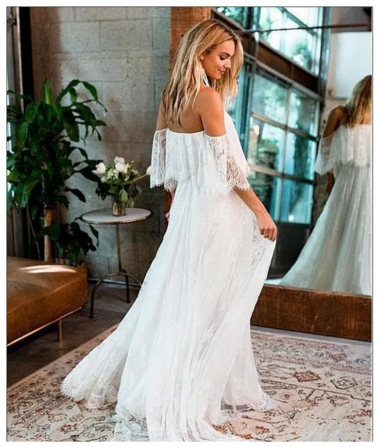 Abiti da sposa con spalle scoperte Boho Lace Beach Abiti da sposa Bohemian Plus Size Economici Fotografia Abito da sposa da donna Abito su misura