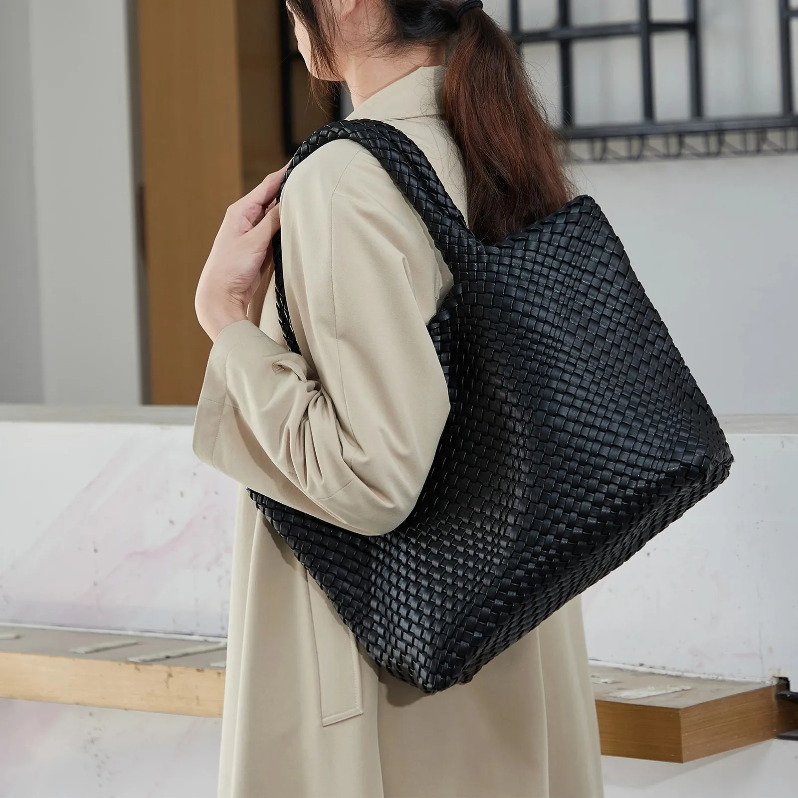 Borsa Tote Intrecciata In Pelle Vegana Per Donna – Grande Capacità + Pochette – Borse Lavoro, Viaggio E Spiaggia - 2