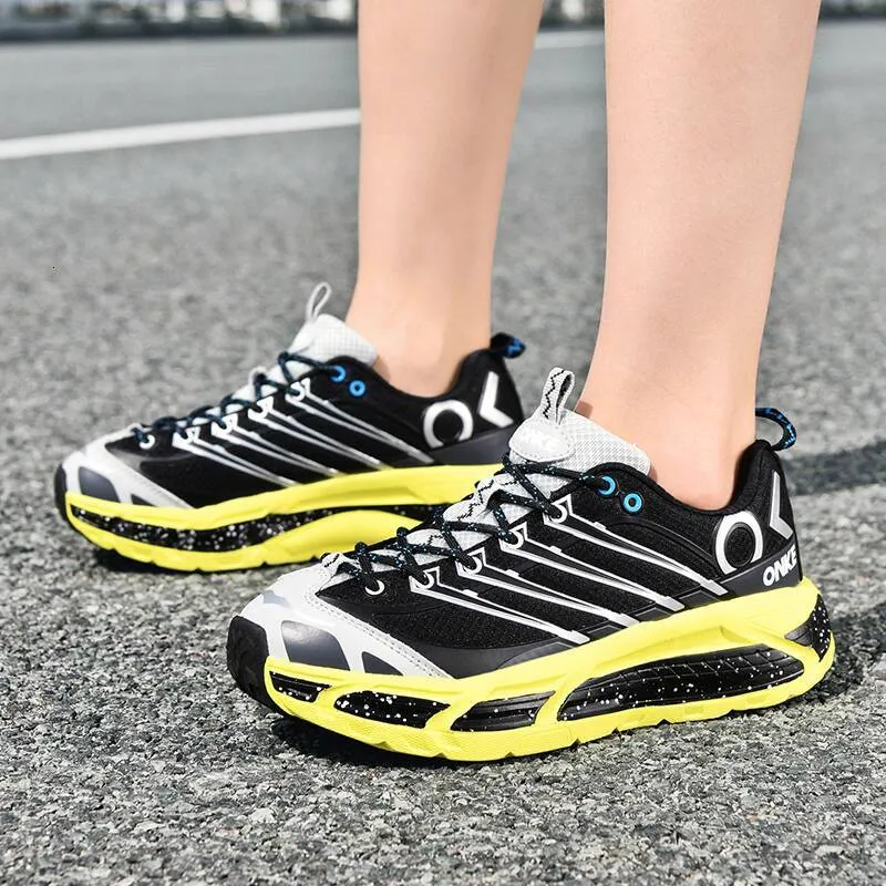 ONKE Women's 2025 New Autumn Lightweight Mesh Breathable Running Men's Shock Absorption Anti-Slip Odor-Resistant Sports_voghion.com