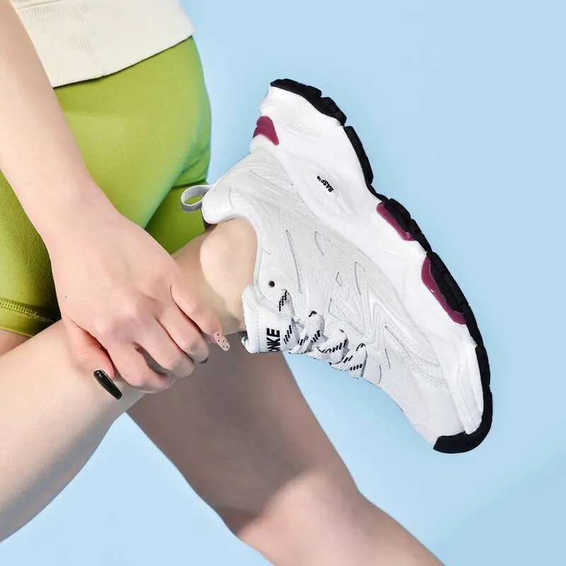 Sapatos ONKE de designer para homens e mulheres, lançamento para o outono, com sola grossa, que aumentam a altura, casuais, esportivos, versáteis e modernos._voghion.com