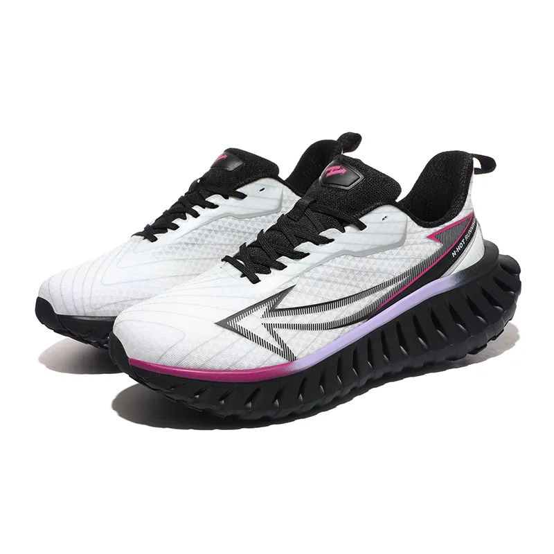 Mesh Breathable Casual Cushioned Comfortable Running New Trendy Designer Couple Sports Shoes Sneakers_vogvips.com