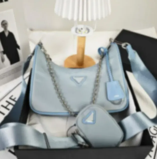 Re-Edition 2005 Leather Crossbody Bag main image 0
