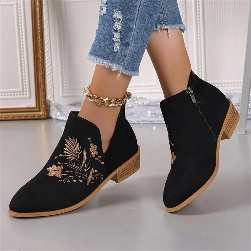 free Shipping Designer Shoes Autumn New Large Embroidered Martin Women's Coarse Heel Side Zipper Short Boots Size 36-43_voghion.com
