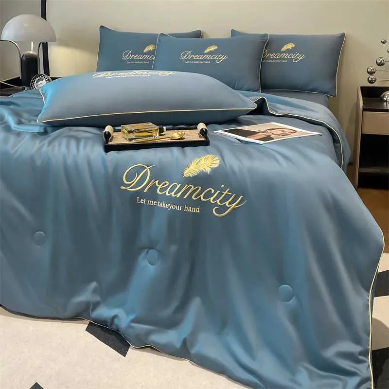 Ensemble de couette d'été de luxe en soie glacée de style européen, couverture rafraîchissante brodée haut de gamme, ensemble de 31 pièces pour la climatisation_voghion.com