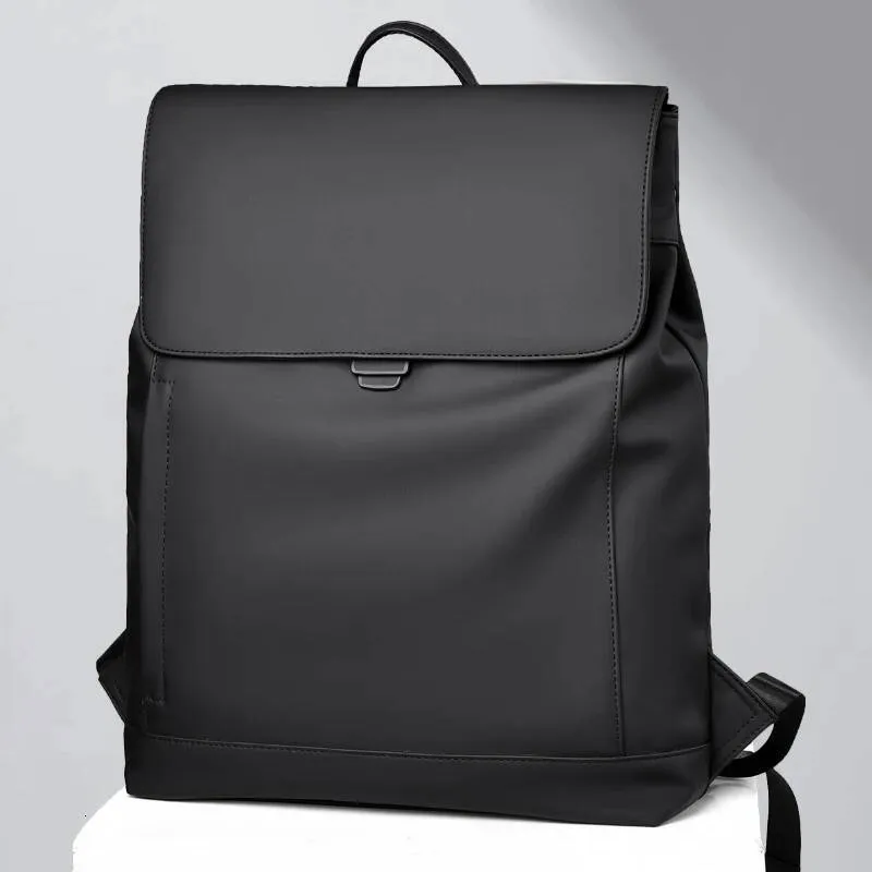 Large Business Laptop Backpack For Travel And Commuting_voghion.com