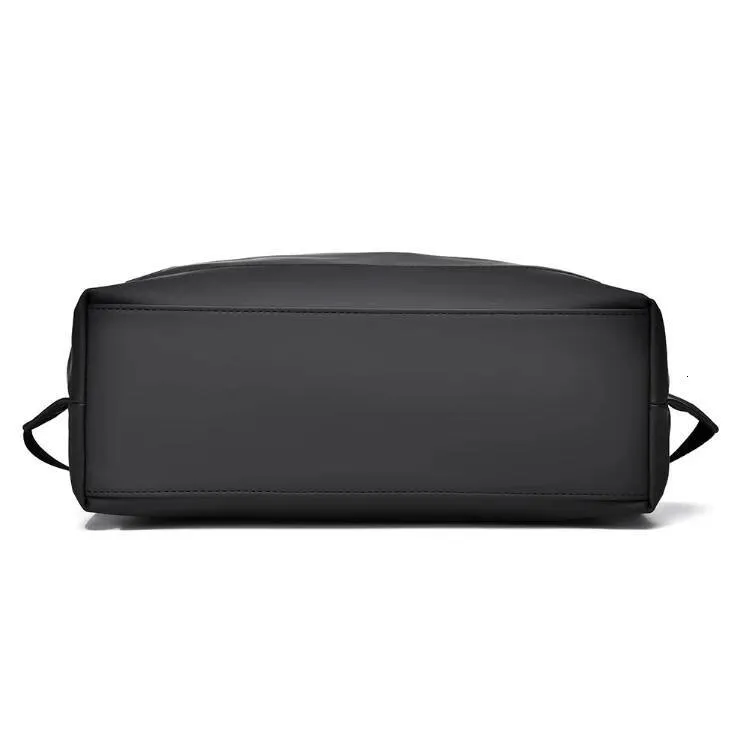 Large Business Laptop Backpack For Travel And Commuting_voghion.com