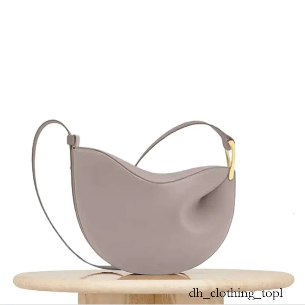 3b78bdff-fdbd-484e-86dd-