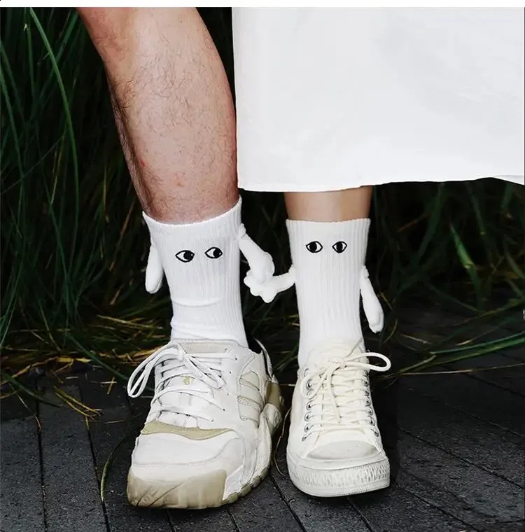 Alobee Harajuku Couple Cotton Socks: Magnetic Suction Hand-in-Hand ...