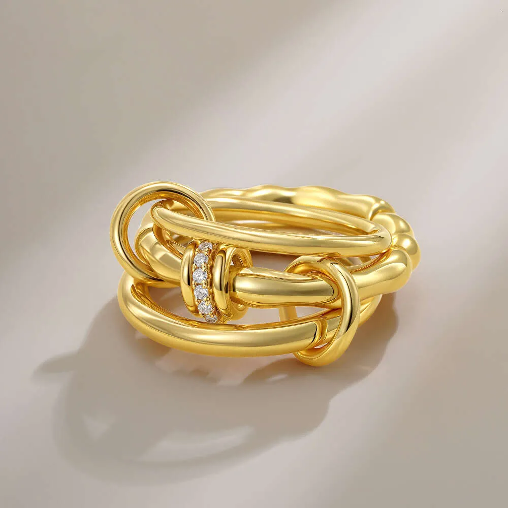 Anello gioiello alla moda in oro impilabile, leggero, lussuoso, con personalità, impilabile a tre maglie, con micro pavé di zirconi, gioiello squisito_voghion.com
