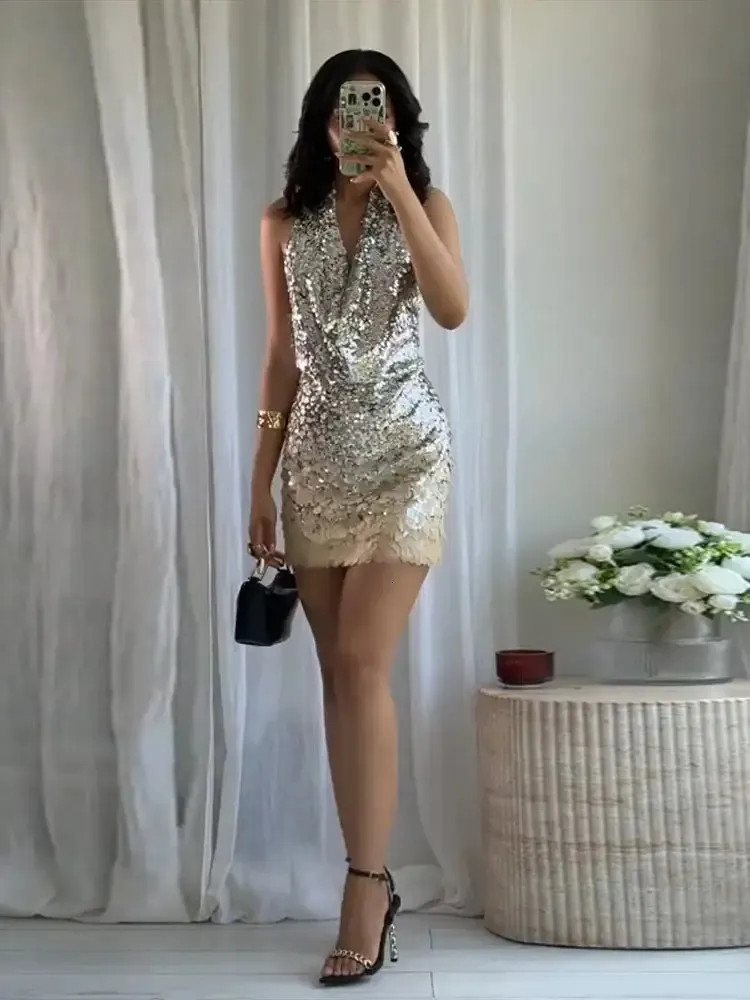 silver retro dress Retro Sequins Halter Mini Dress Slim Backless... From Weigang02,  Rs.3,844.88 In Bulk