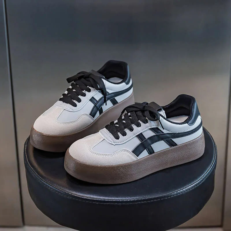 Niche Sneakers für Damen und Herren, Weiß für Frühling und Herbst, Damen-Trainingsschuhe mit dicker Sohle, Freizeitschuhe F8861_voghion.com