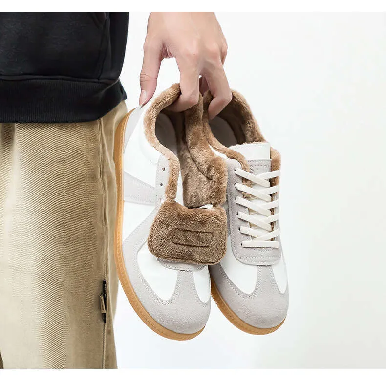 Sneakers casual foderate in pile per coppia scarpe invernali_voghion.com