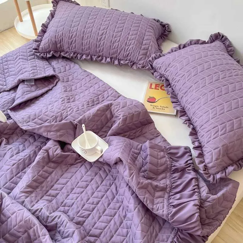 Korean Style Quilted Summer Blanket Lightweight Cooling Comforter_voghion.com