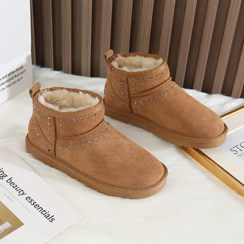 CE Designer Free Shipping Oxhide Affordable Winter Anti Slip Snow Boots With Thick Plush Cotton Shoes Soft-touch White_voghion.com
