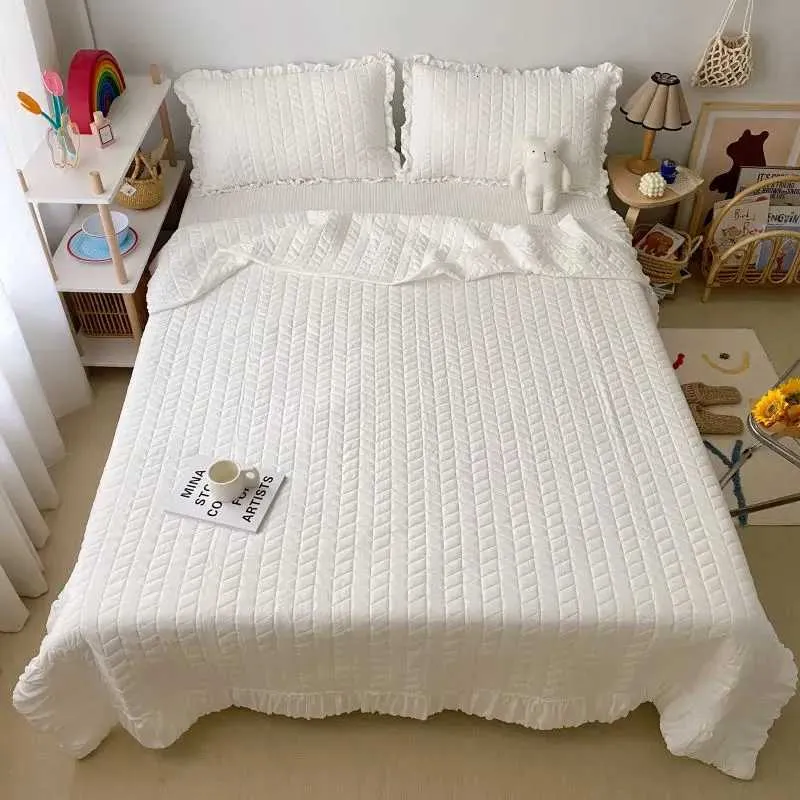 Korean Style Quilted Summer Blanket Lightweight Cooling Airconditioning Comforter Soft Thin Quilt Machine Washable_voghion.com