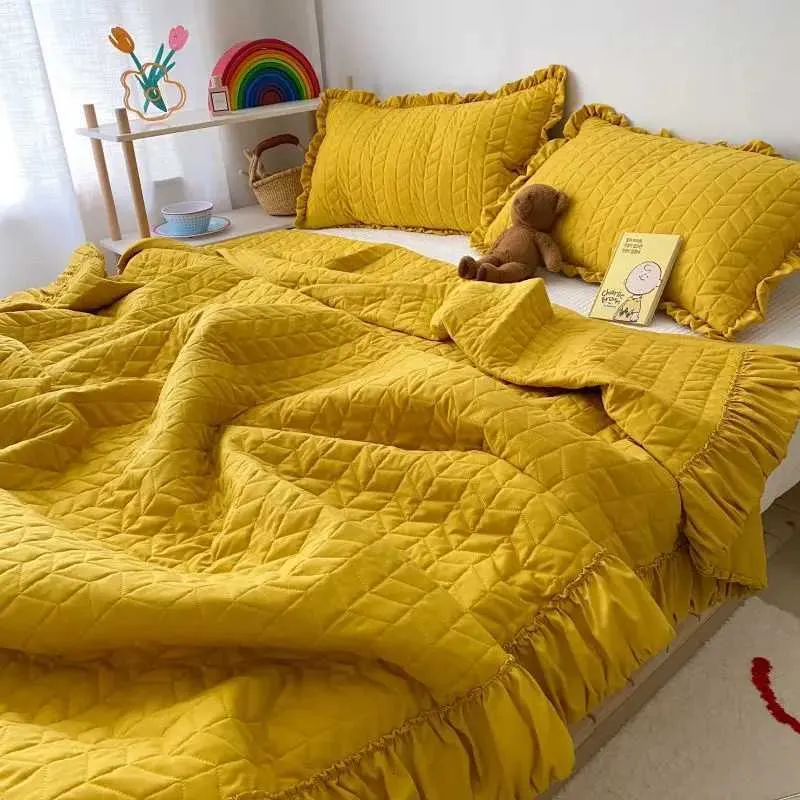Korean Style Quilted Summer Blanket Lightweight Cooling Comforter_voghion.com