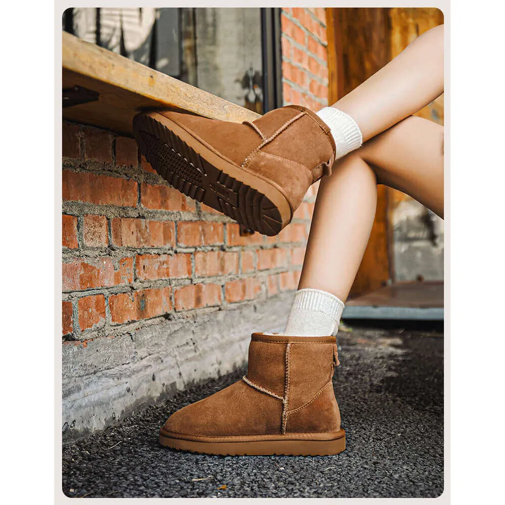 Sheepskin Thick-Soled Snow Boots For Women, Short Tube, Thickened Loafers, Warm And Fleece-Lined, Winter 2024 Cotton_voghion.com