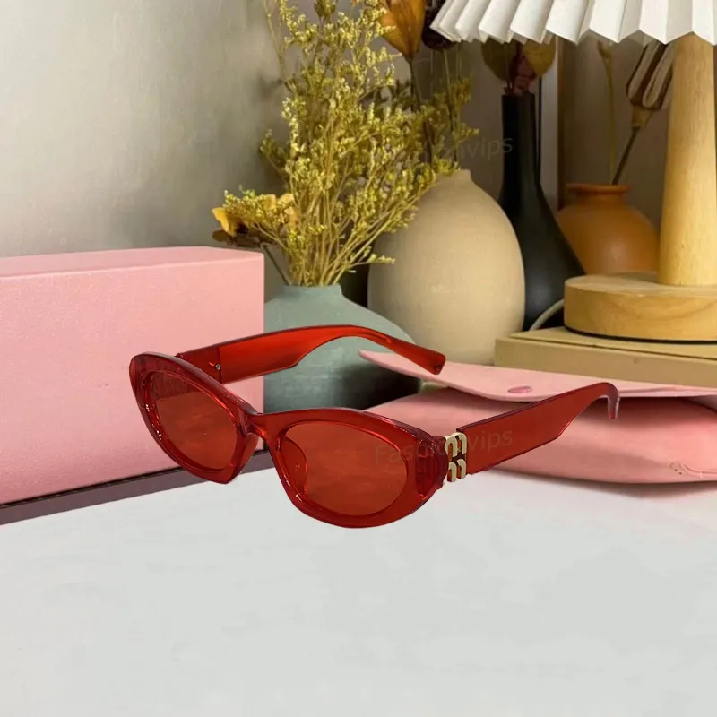 Retro Oval Sunglasses for Women & Men: Summer Style, UV 
