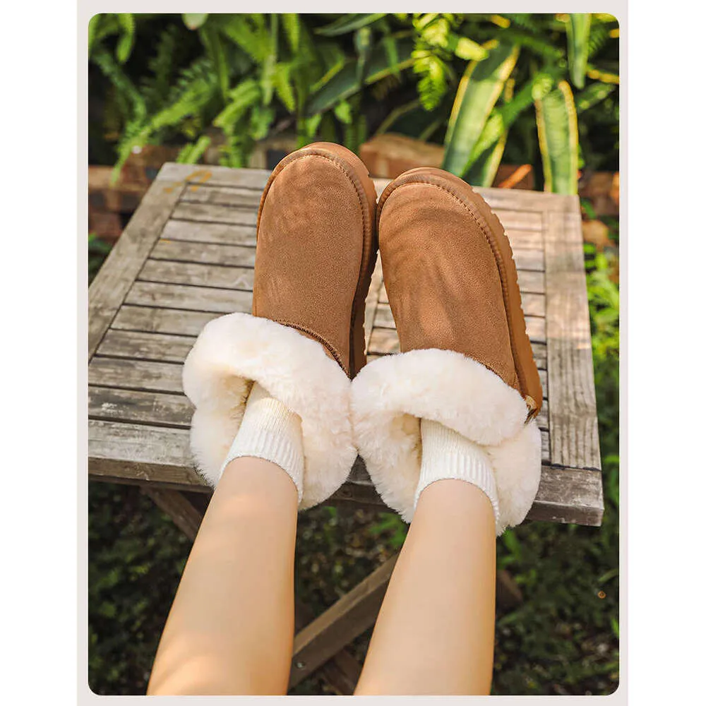 Sheepskin Thick-Soled Snow Boots For Women With Horn Buckle, Short Tube, Thickened, Warm, Fleece-Lined, New Winter 2024_voghion.com