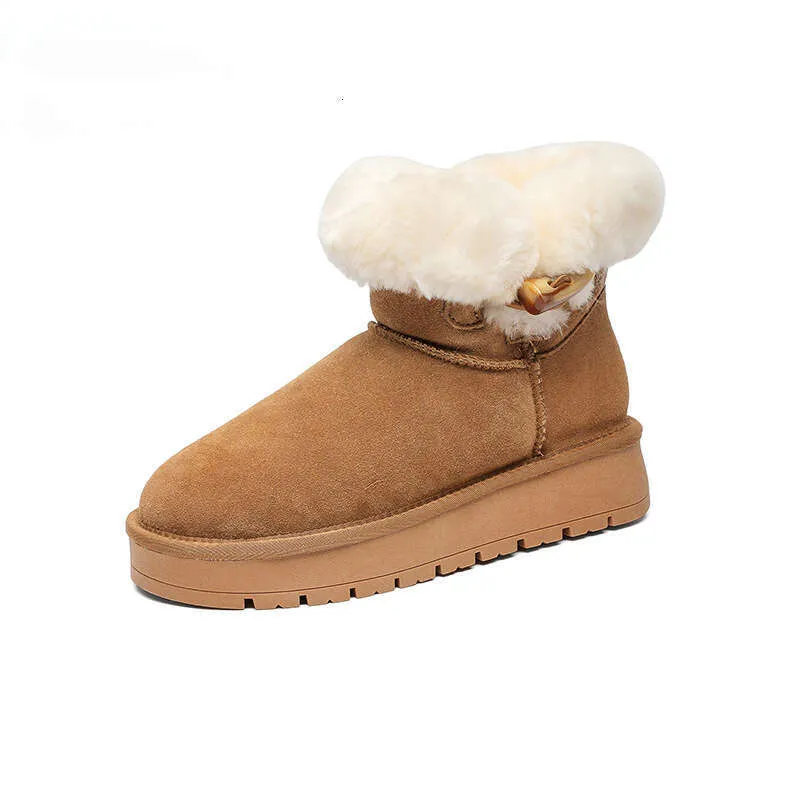 Sheepskin Thick-Soled Snow Boots For Women With Horn Buckle, Short Tube, Thickened, Warm, Fleece-Lined, New Winter 2024_voghion.com