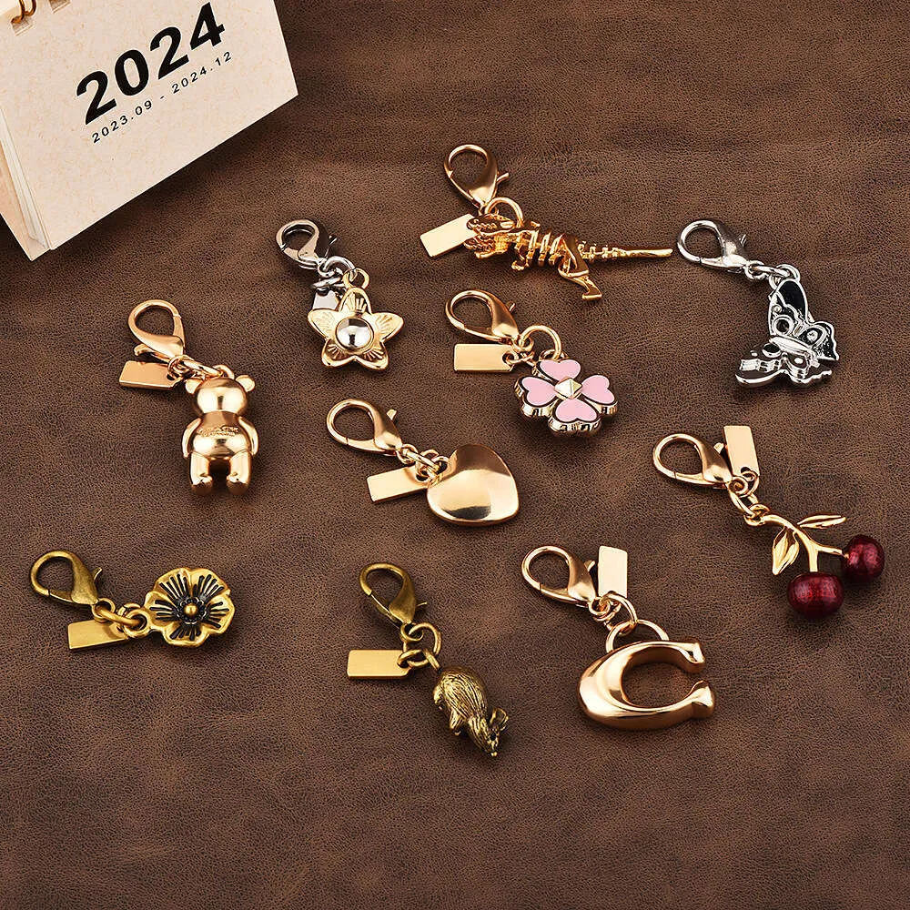 Decorative Keychain For Handbags And Backpacks With Charms_voghion.com