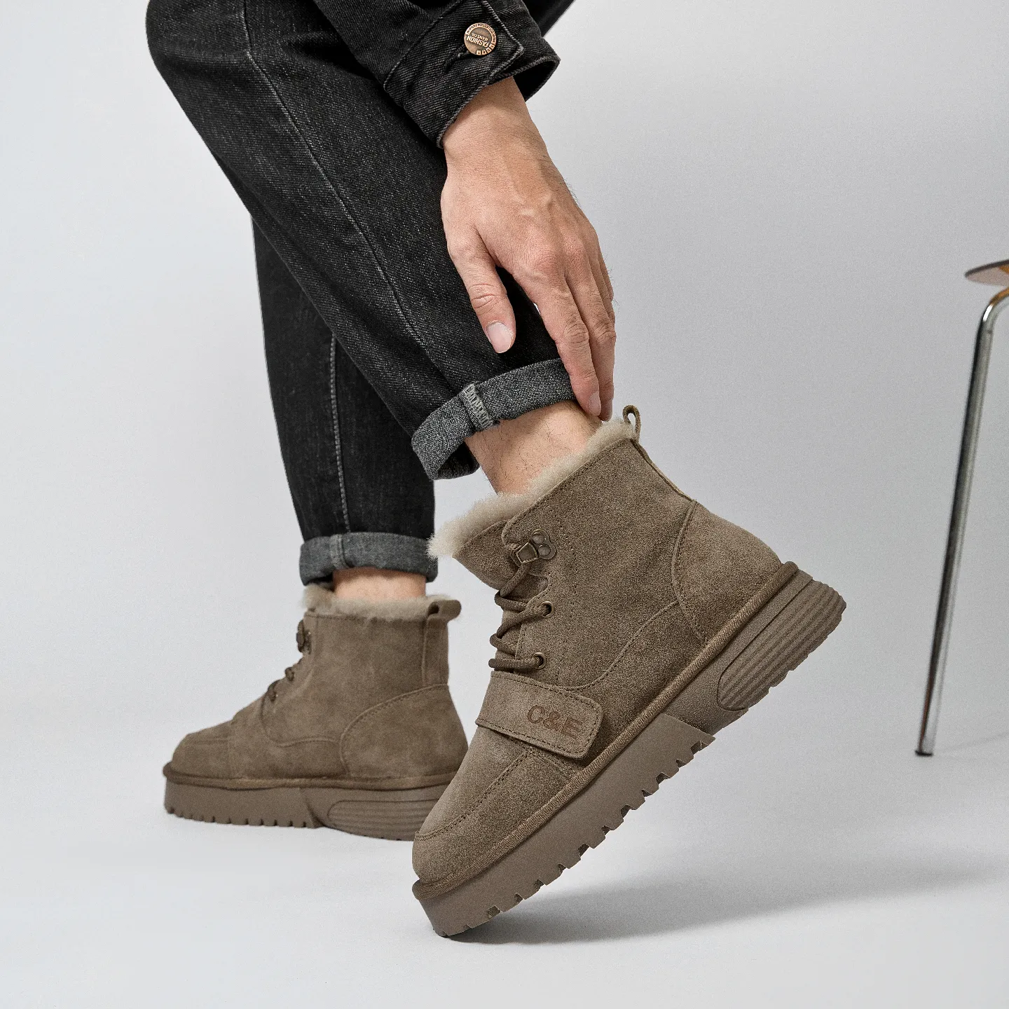 CE Designer New Cowhide Light High Quality Snow Boots With Plush Keep Warm Anti Slip Cotton Shoes For Woman And Men_desvips.com