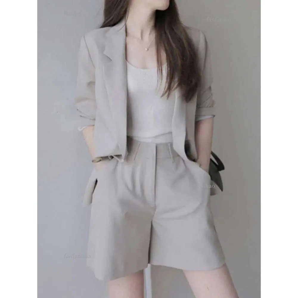 Stylish Short Blazers For Ladies Womens Short Blazers: Elegant