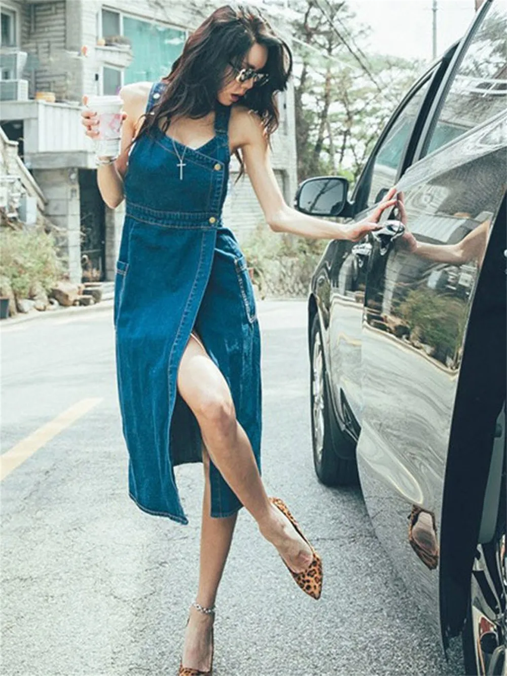 white denim corset dress With Jean | Sabrin Color:Charcoal / Dark Grey RR23021A Kendall Jenner braves rainy Denim Panelling