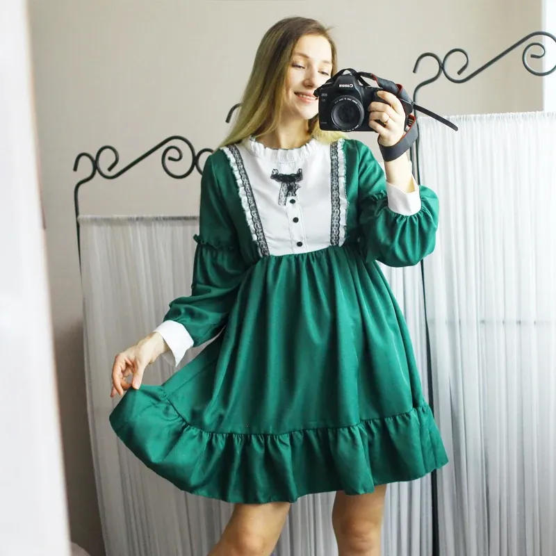 green emerald velvet dress Light Green Lolita Pretty Girl Dress With Flower -