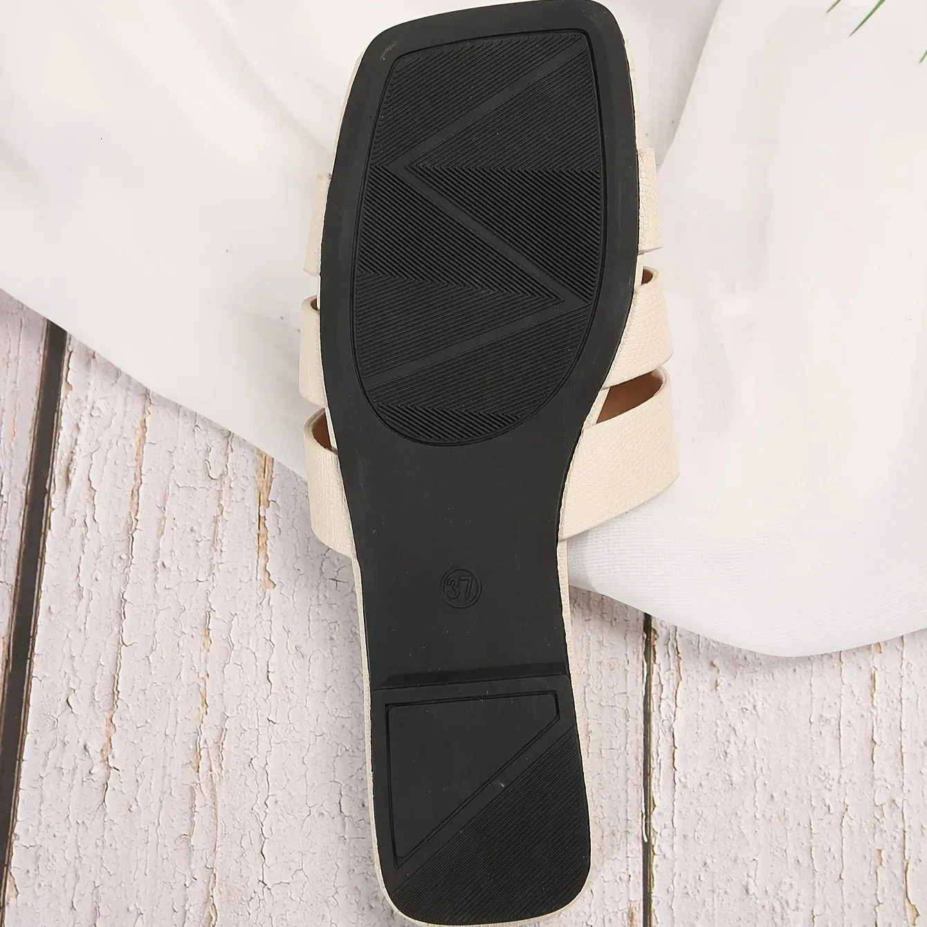 Womens Square Toe Flat Sandals Casual Solid Colour Beach Shoes_voghion.com
