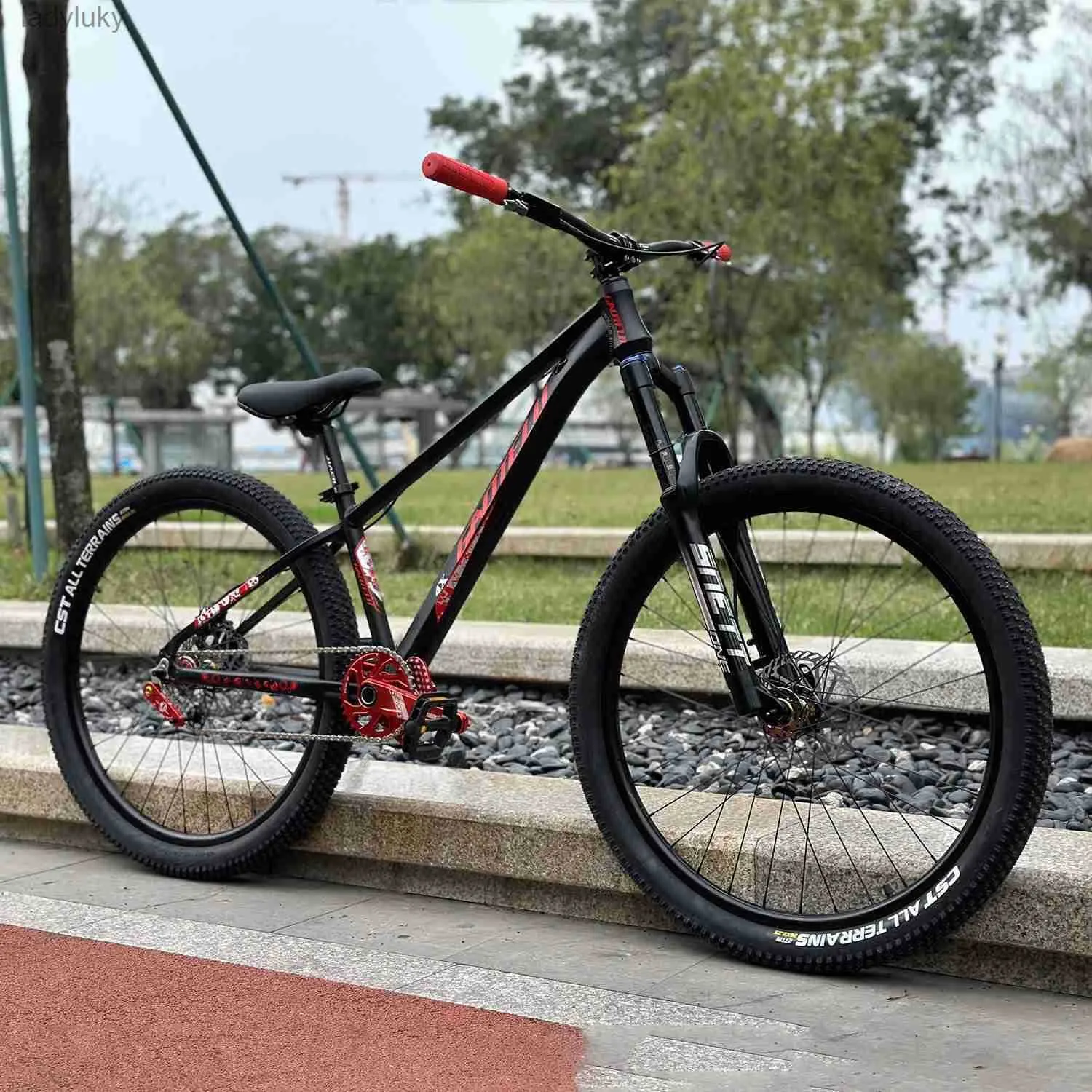 26 Inch Mountain Bike - Lightweight Aluminum Frame, Air
