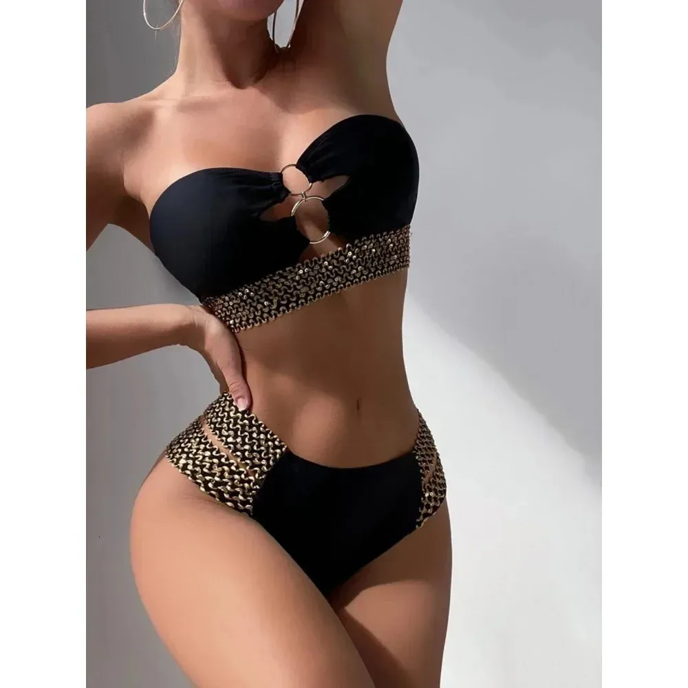 Strappless Bandeau Black Bandeau bikini set with Flash Belt - Sexy Two-Piece Swimwear for Women, Perfect for Beach and Pool - Style 250327